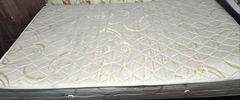 Saltea Geladi 200x120 cm.