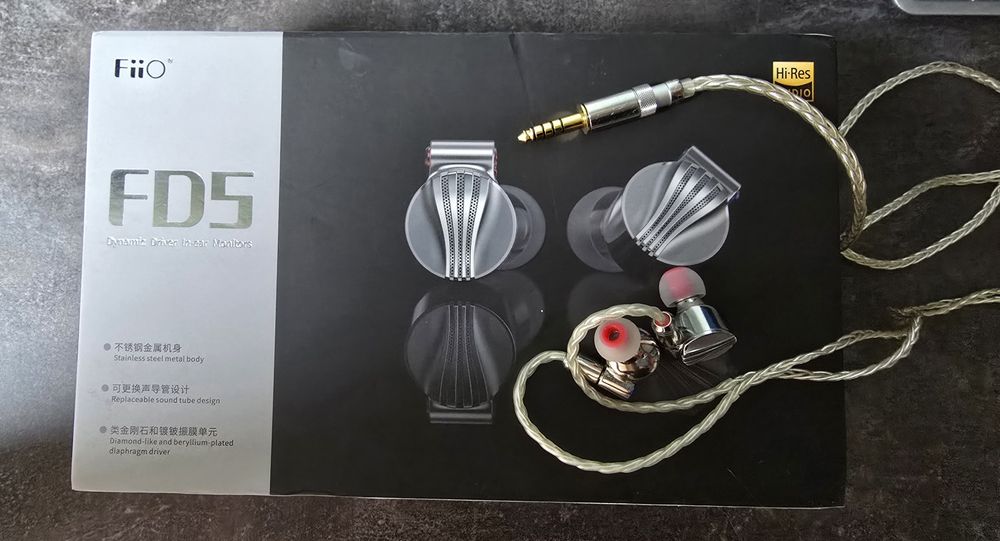 Наушники Fiio FD5