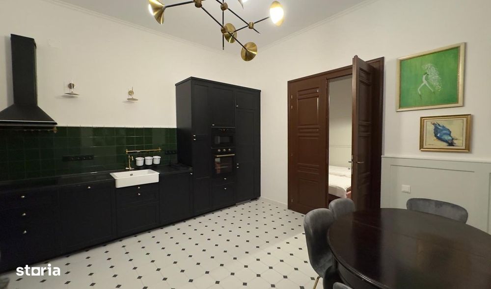 Apartament spațios ultracentral, lângă Biserica cu Luna