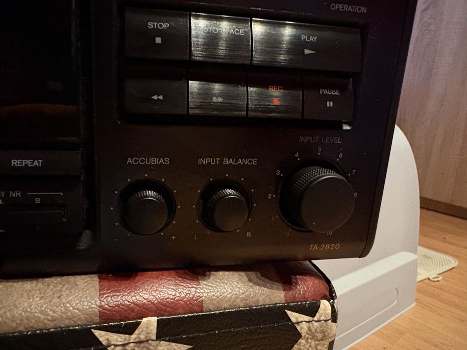 Vand Deck-uri  şi Cd Player Onkyo