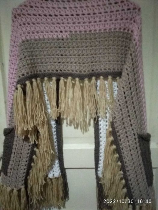 Продаю вязанный палантин размер 180 на 45 см. Элла