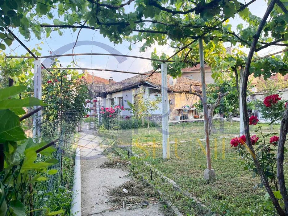 Продава се Къща в Шумен, Център - 105 кв.м за 757 €/кв.м - Снимка #9