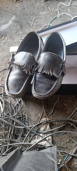 Отдам даром детскую обувь