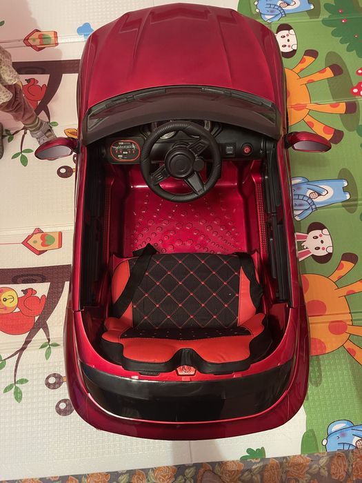 Детский электромобиль