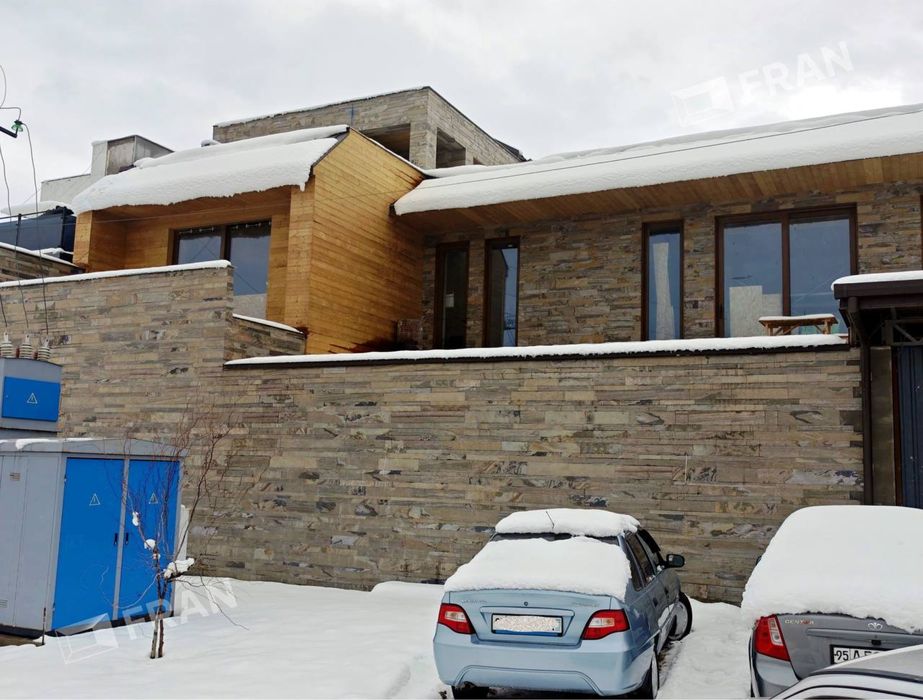 Каменый шпон для интерьера и  на фасад Тошли шпон