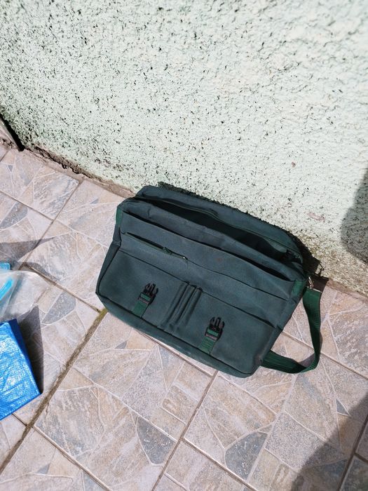 Чанта за документи или пътуване