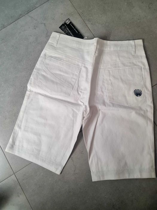 Къси панталони, шорти BILLABONG