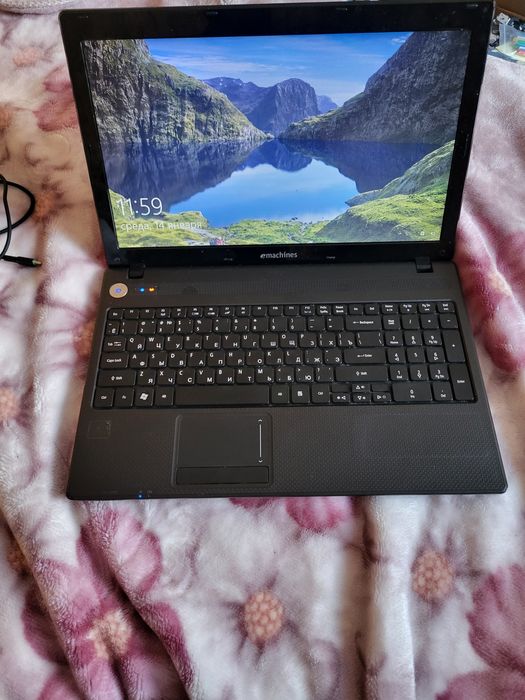 Ноутбук Acer Emachines