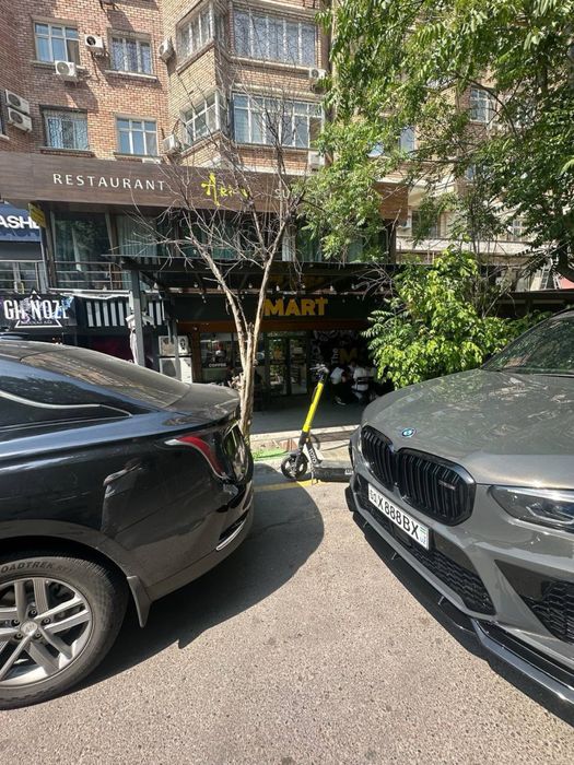 Чехова ориентир кафе Бон под магазин,кафе,бутик,кофейня.