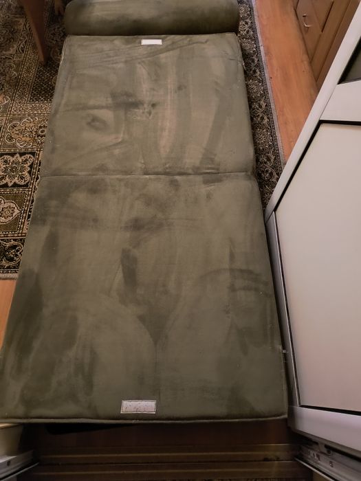 Разтегателно легло- канапе