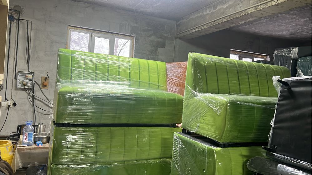 Диван для КАФЕ и на САЛОН КРАСОТЫ со Склада