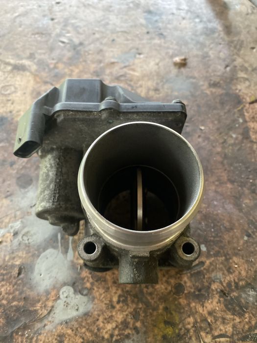 Дросел клапа/дроселова клапа за хюндай / киа 1.6 дизел 90кс