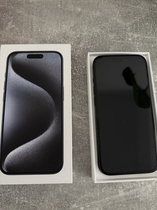 Iphone 15 pro 128 GB Blue Titanium