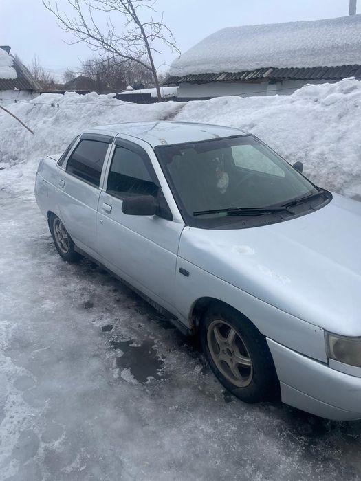 ВАЗ (ЛАДА 2110).