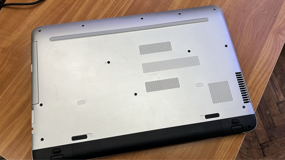 Лаптоп HP Pavilion 17-g161nb