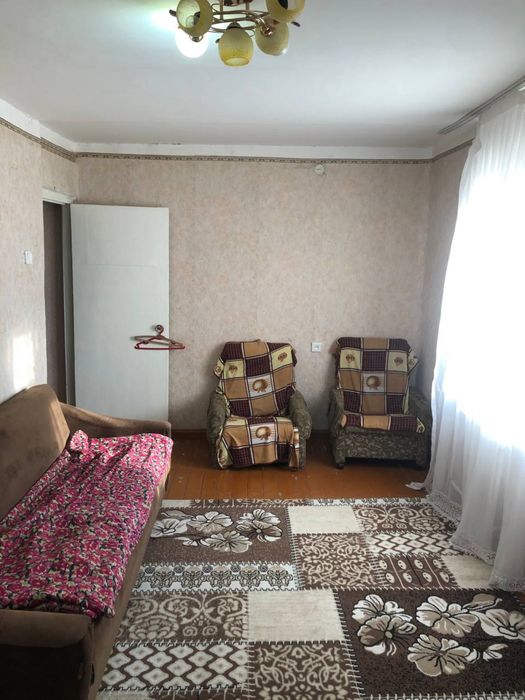 9микрарайоне 1х Прадаётся