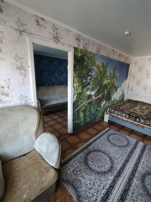 Сдается 2 комнатная квартира на длительный срок. Бокейханова 4