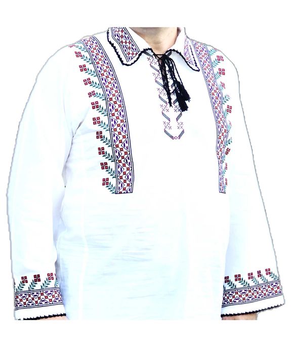 Costume populare tradiționale și accesorii