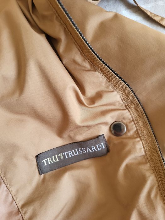 Продам женскую куртку