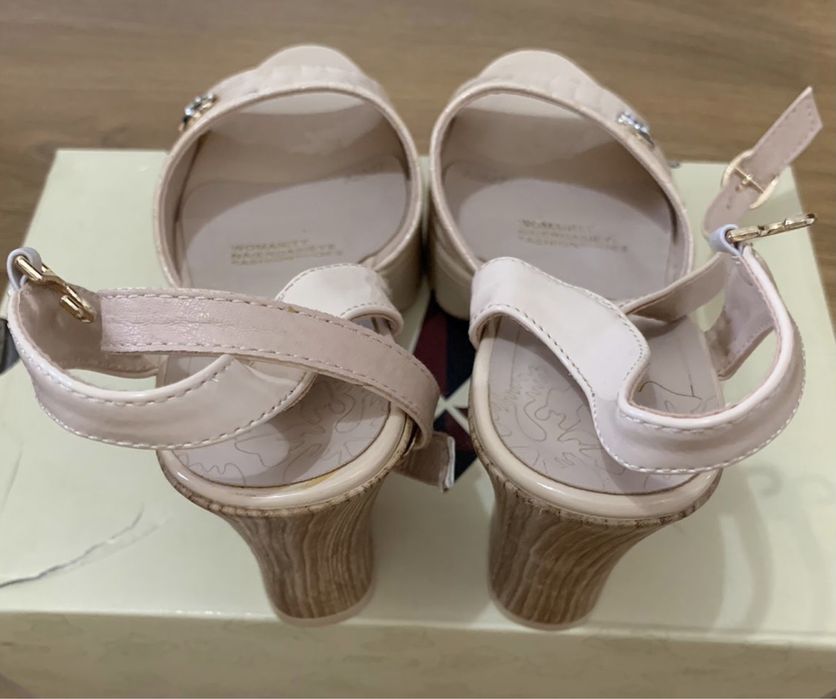 Продам туфли