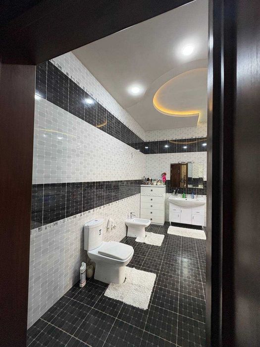 продается дом в элитной махале 5,6 соток