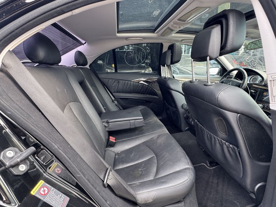 Mercedes-Benz E500 W211 на части