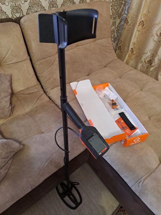 Продам металоискатель