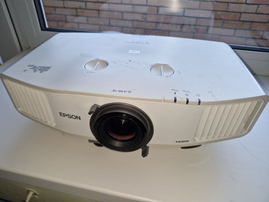 Проектор Epson EB-G5100