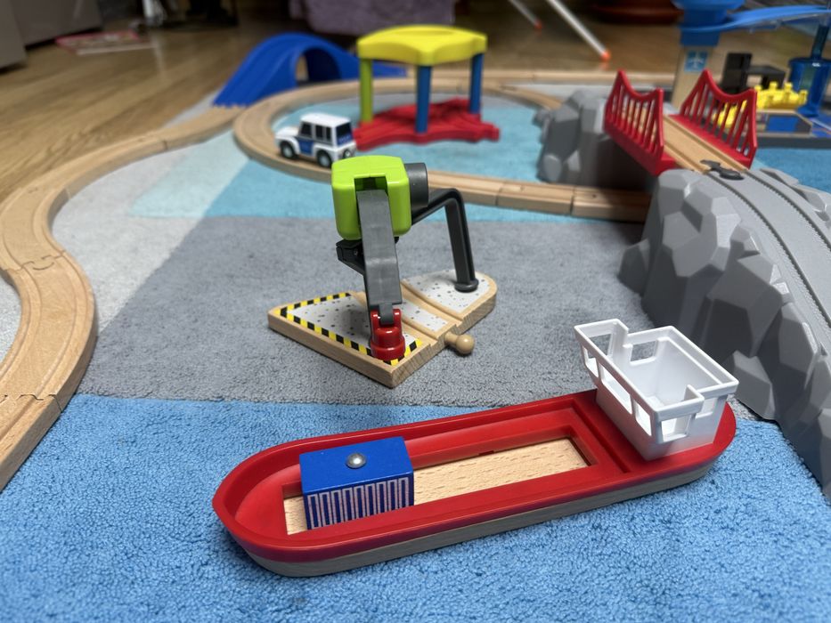 Конструктор на  от дървени части.