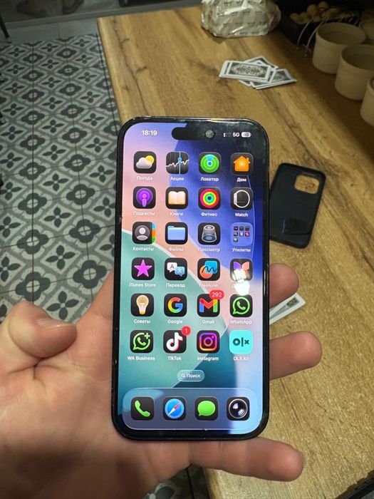 Iphone 14 pro, black