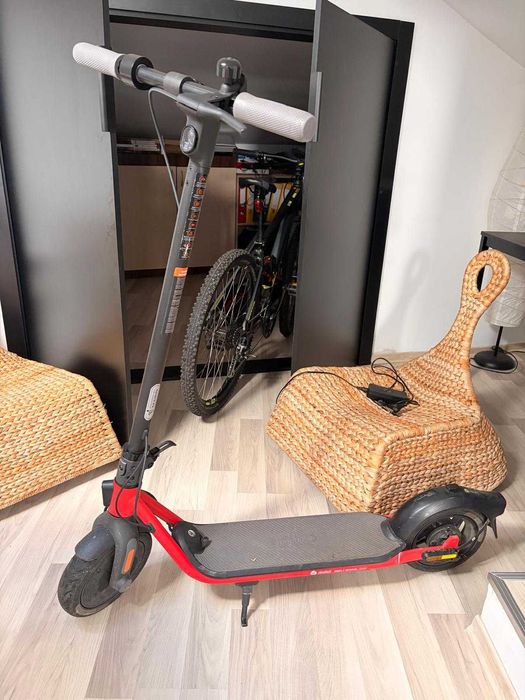 Trotinetă electrică Ninebot D18E by Segway – stare foarte bună