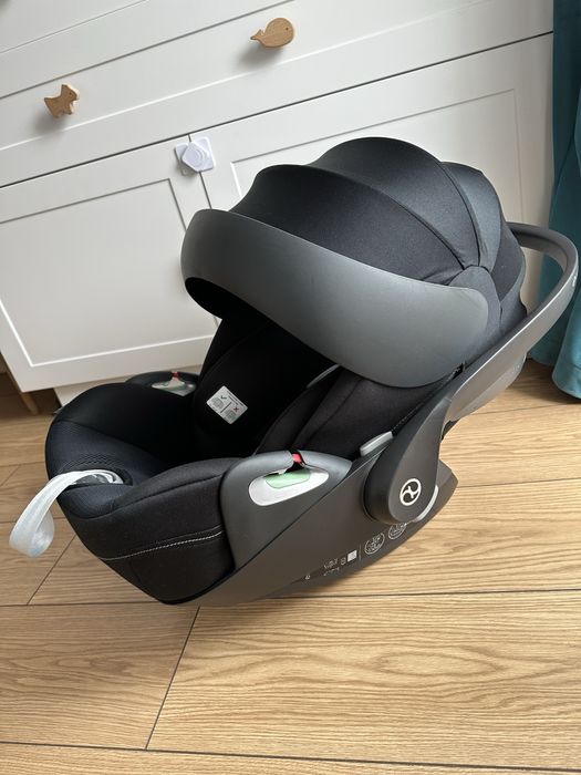 Scoică auto Cybex Cloud T i-Size Plus + adaptoare carucior + husă vară | stare foarte bună
