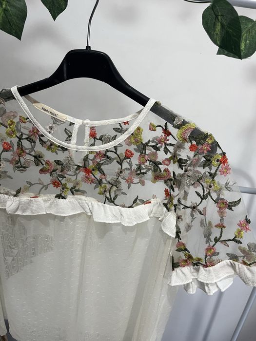 Cămașă Khloe model floral brodat mărimea M