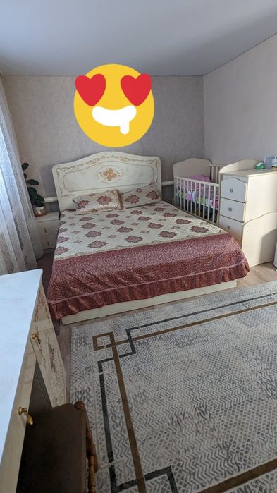 Спальный гарнитур