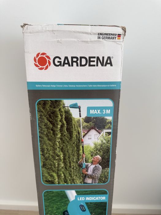 Foarfeca pentru gard viu telescopica