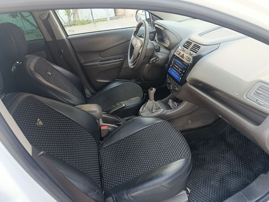 Chevrolet Cobalt 2019 — 5