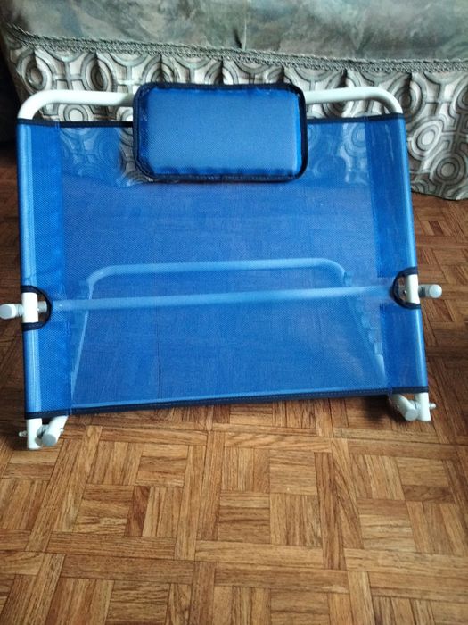 Опора под спину для лежачего больного