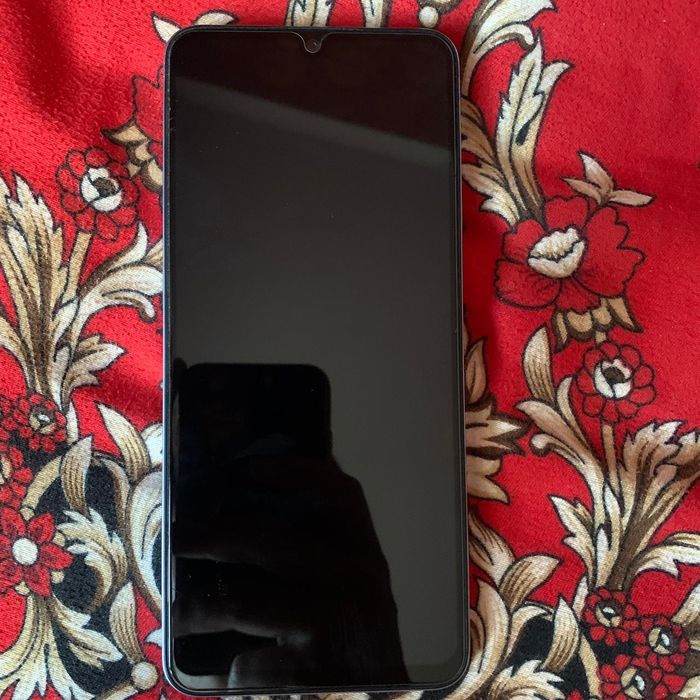 Редми 14С новый + подарка зарядка