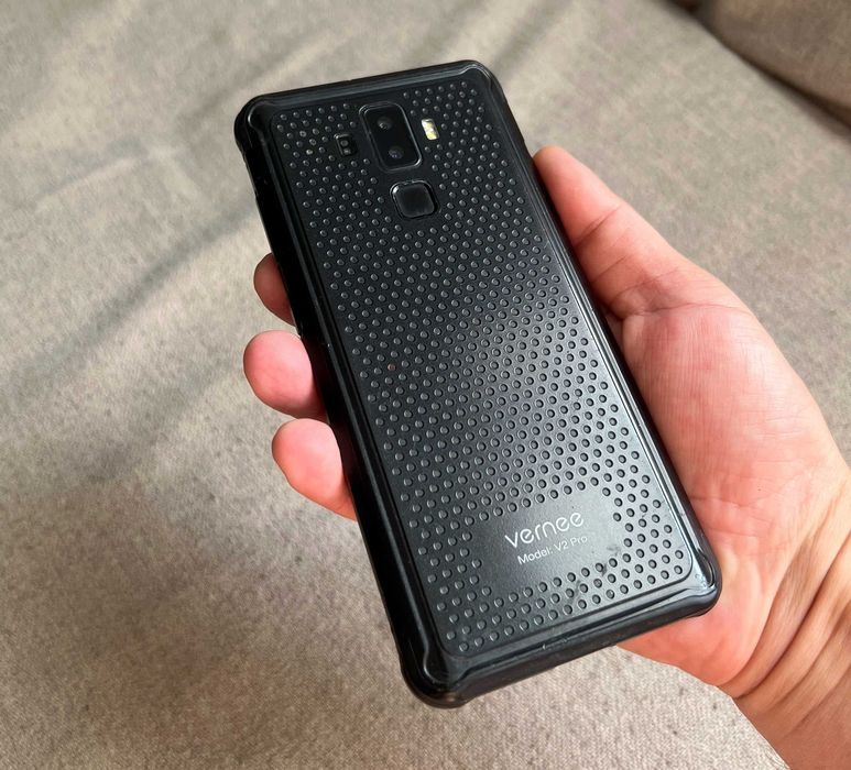 Telefon Vernee V2 Pro 4G 6GB RAM, 64GB rezistent santier