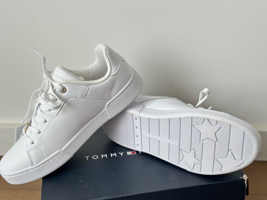 Tommy Hilfiger sneakers, маратонки нови