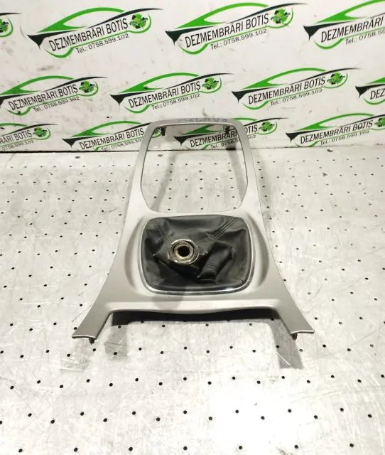 Ornament consola centrala 6M21-U045H20-A Ford Galaxy 2006