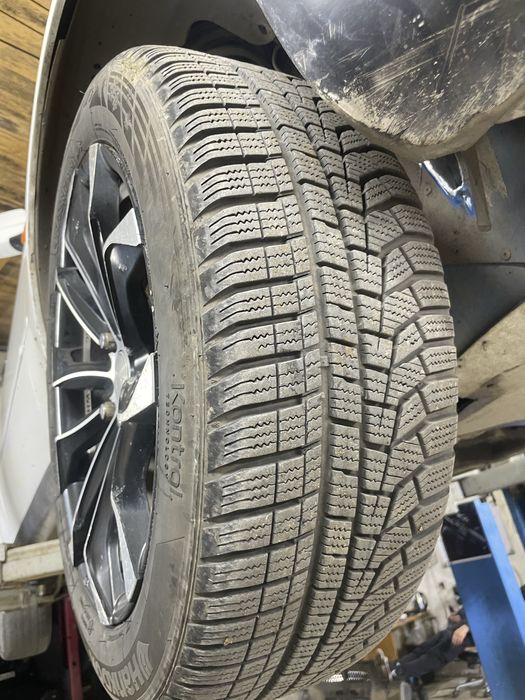 Продам комплект колес 205/55/17