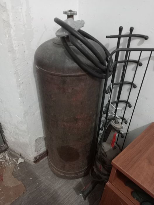 Продам газовый балон