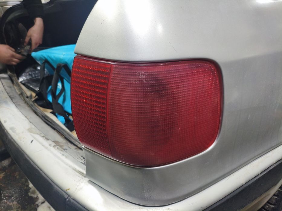 Задние Ауди 80 б4