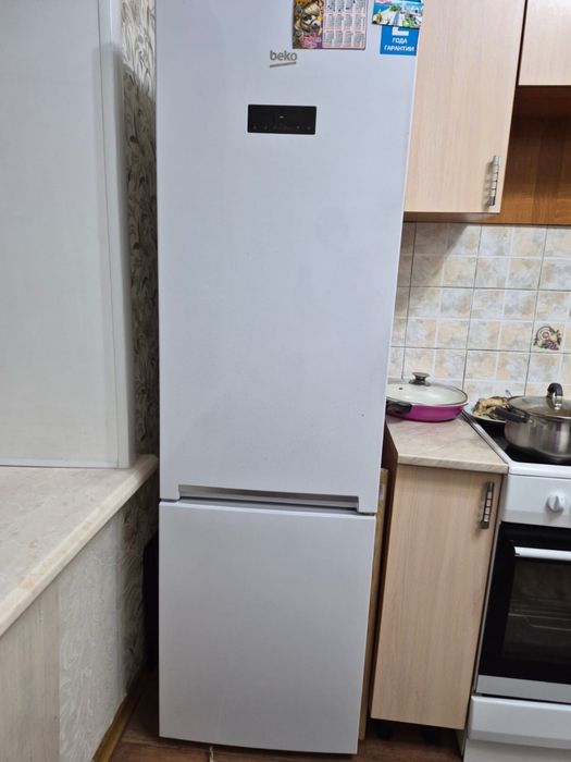 Продается холодильник