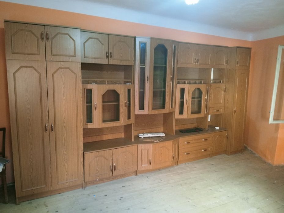 Vând mobilă lemn masiv