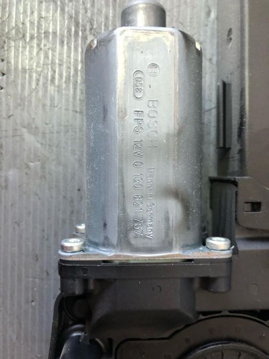 motoras macara geam stanga spate audi a4 b7