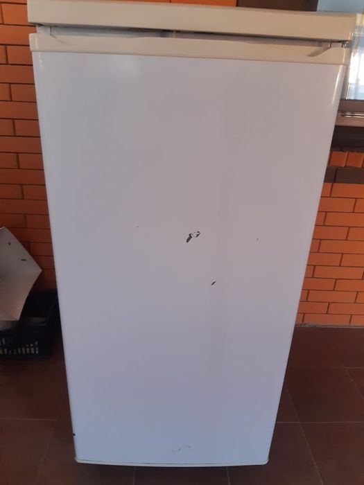 Продаётся рабочий холодильник