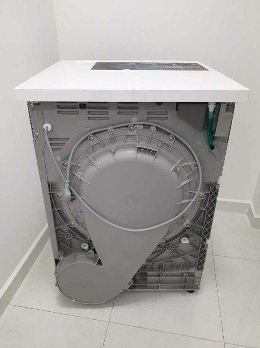 AEG SensiDry Сушилня с Термопомпа 12м Гаранция