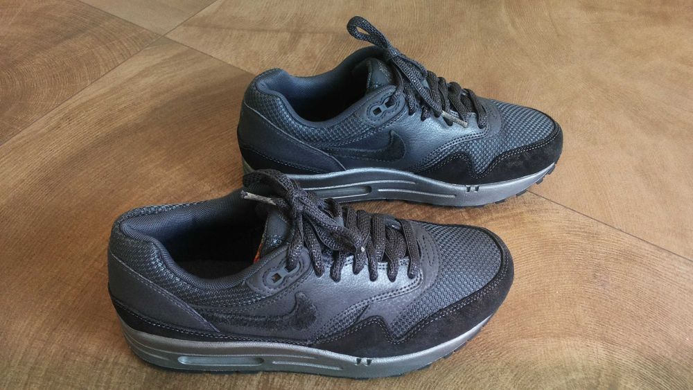 NIKE AIR MAX Women Shoes Размер EUR 37,5 / UK 4 дамски маратонки 128-14-S